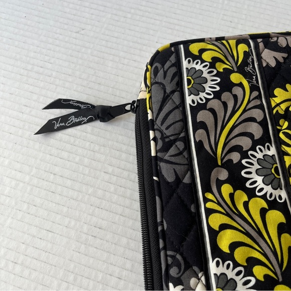 Vera‎ Bradley iPad case - Picture 3 of 5